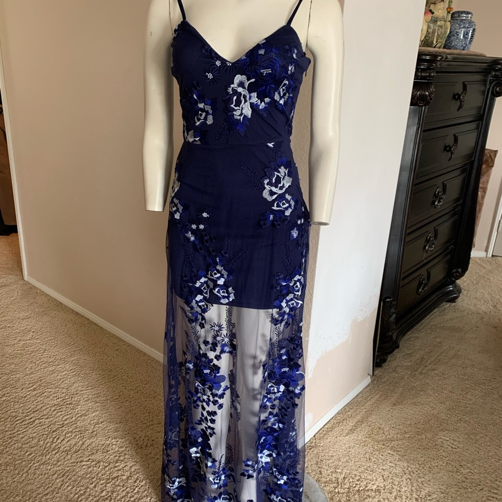 Windsor Prom/Long Dress